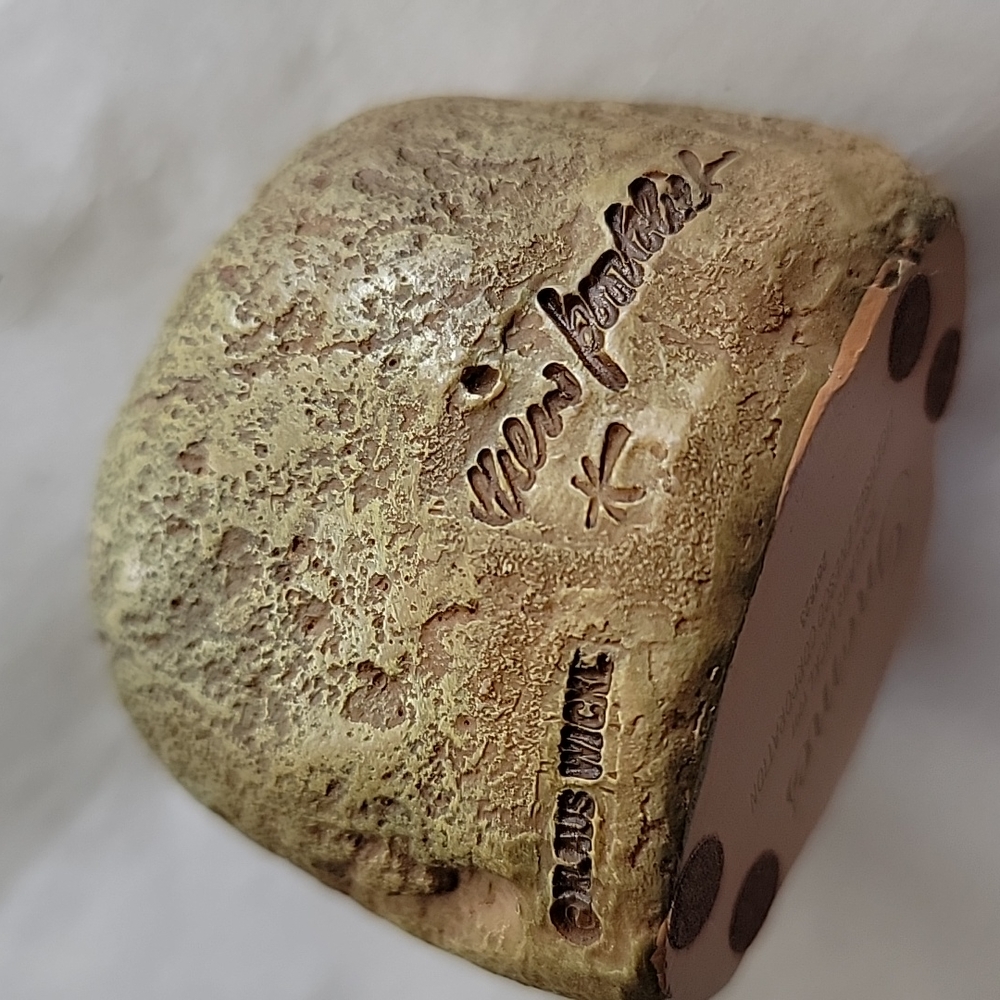 Decor Fake Rocks with Ladybugs - Picture 4 of 4